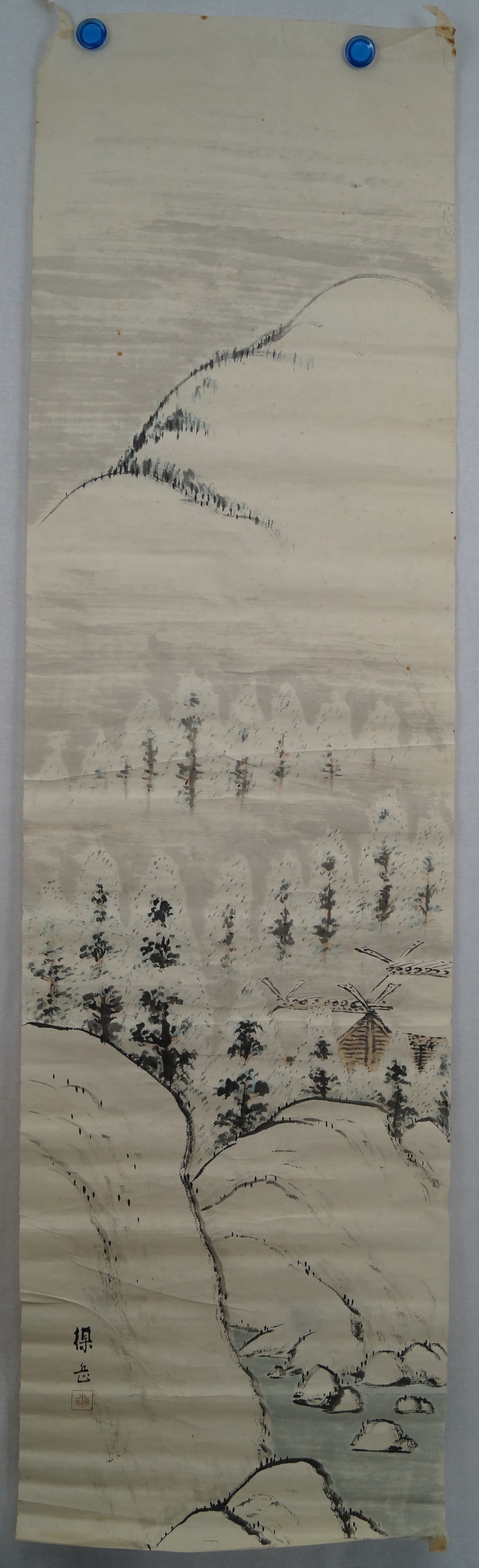 Winterlandschaft mit Berghuetten Gesamtansicht des unmontierten Makuri Gemaeldes mit Papierbeschwerern Gesamtansicht Makuri