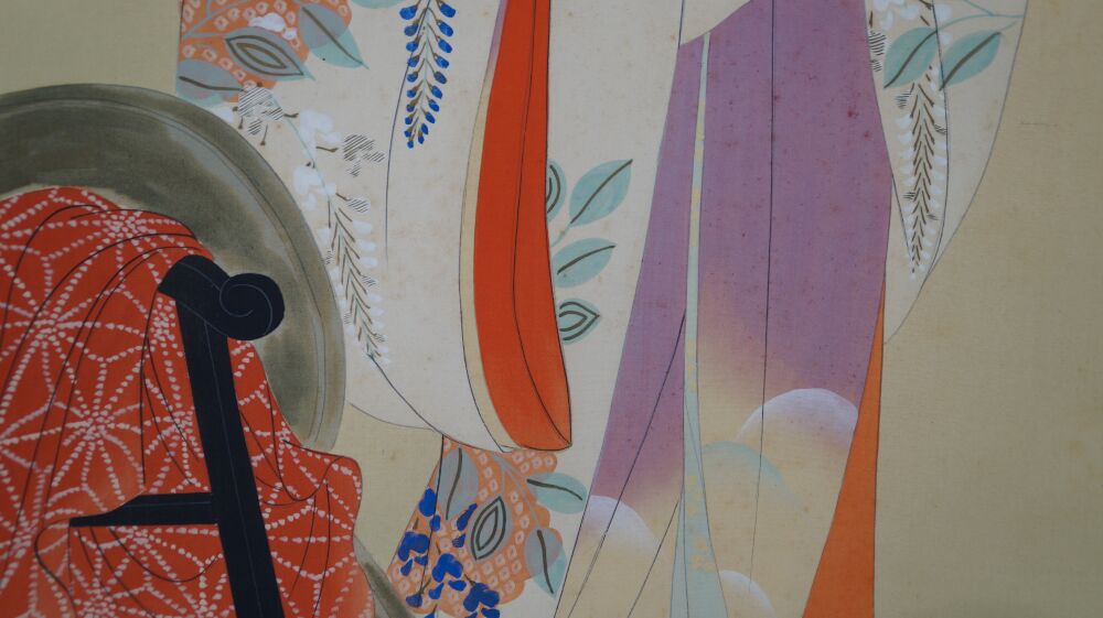 Autre gros plan de la manche du kimono avec motif de glycine dans le Kakemono Jeune femme devant son armoire à kimono