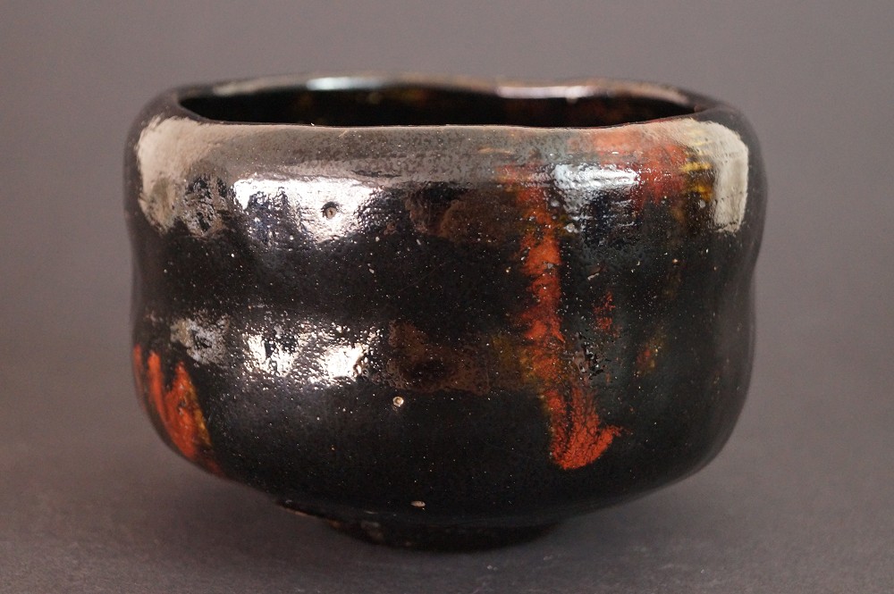 Chawan Kuroraku da Kyoto vista frontale