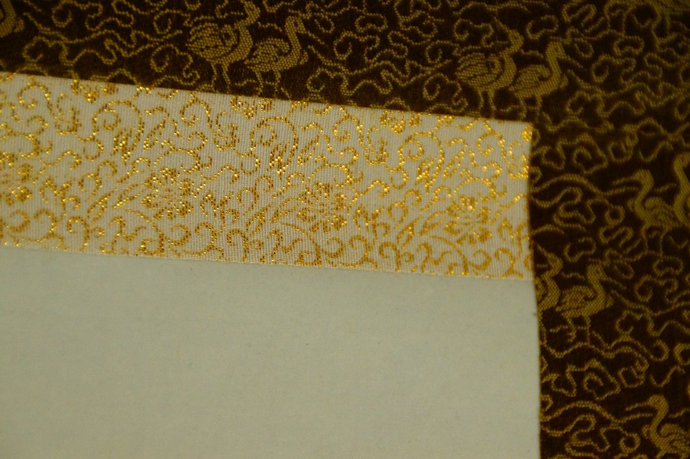 Buddha in meditazione kakemono dettaglio del montaggio