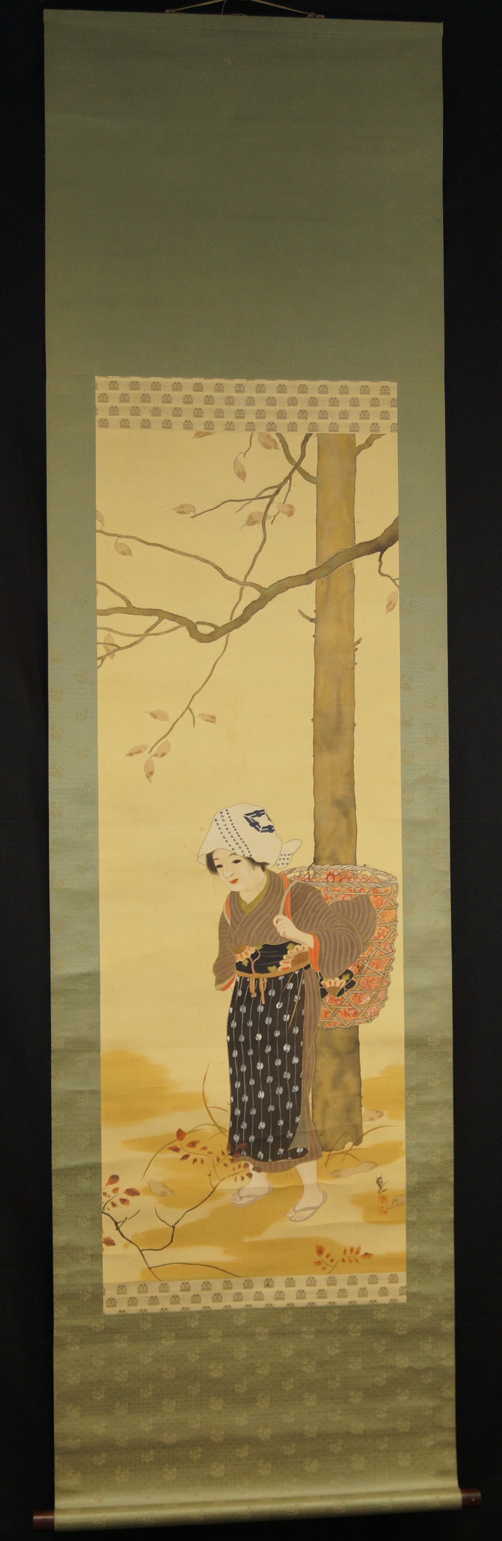 Beauty in Autumn by Keisen Full View Hanging Scroll