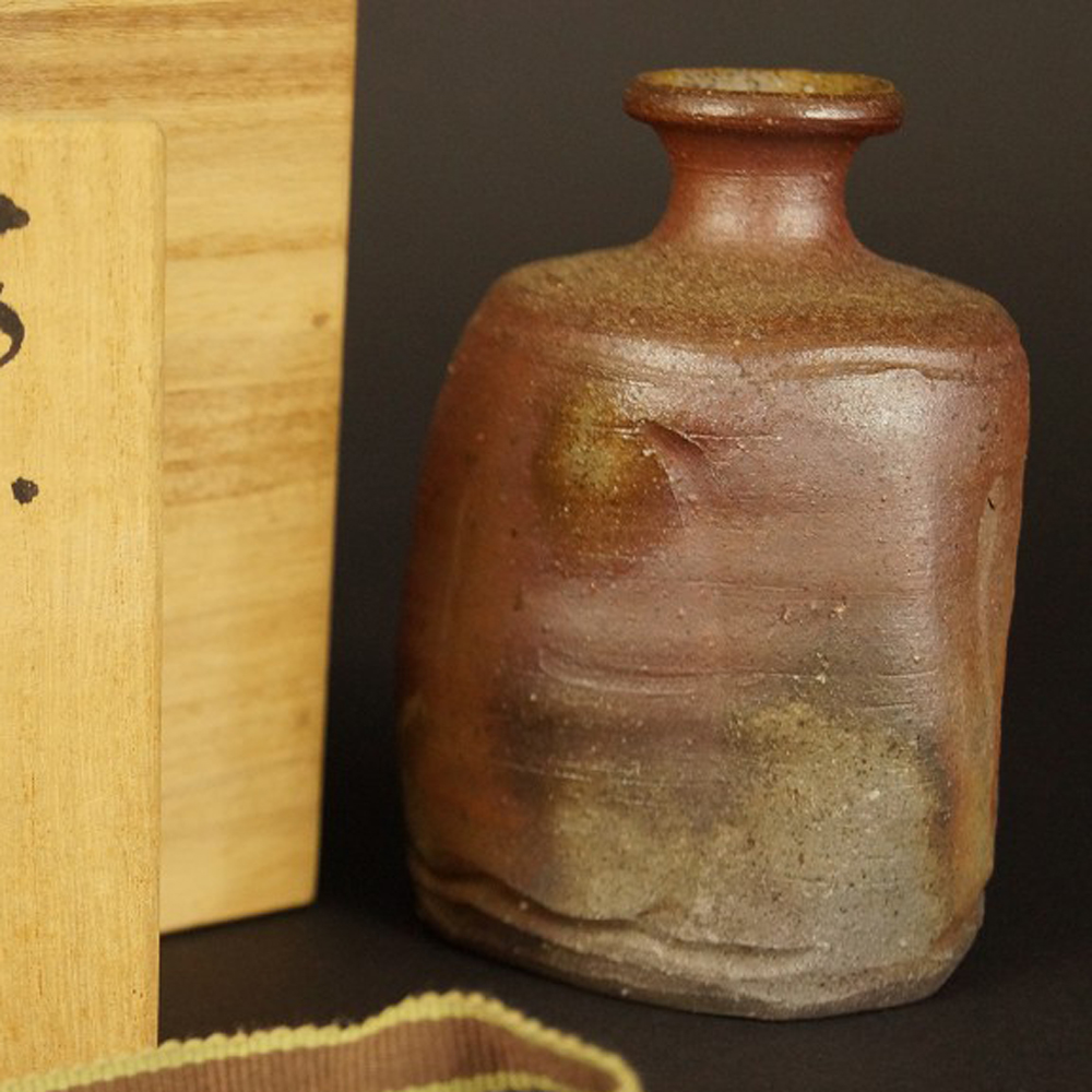 Bizen Tokkuri von Harada Totsuki Motiv Nahaufnahme Vorschau
