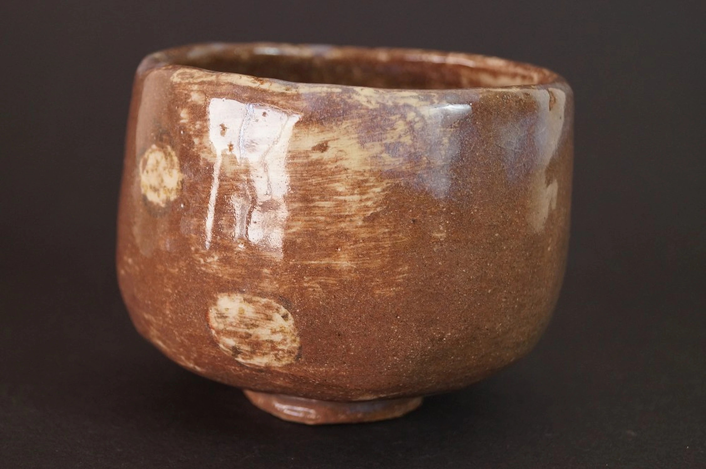 Shōchikubai Chawan Odo-Keramik Frontalansicht