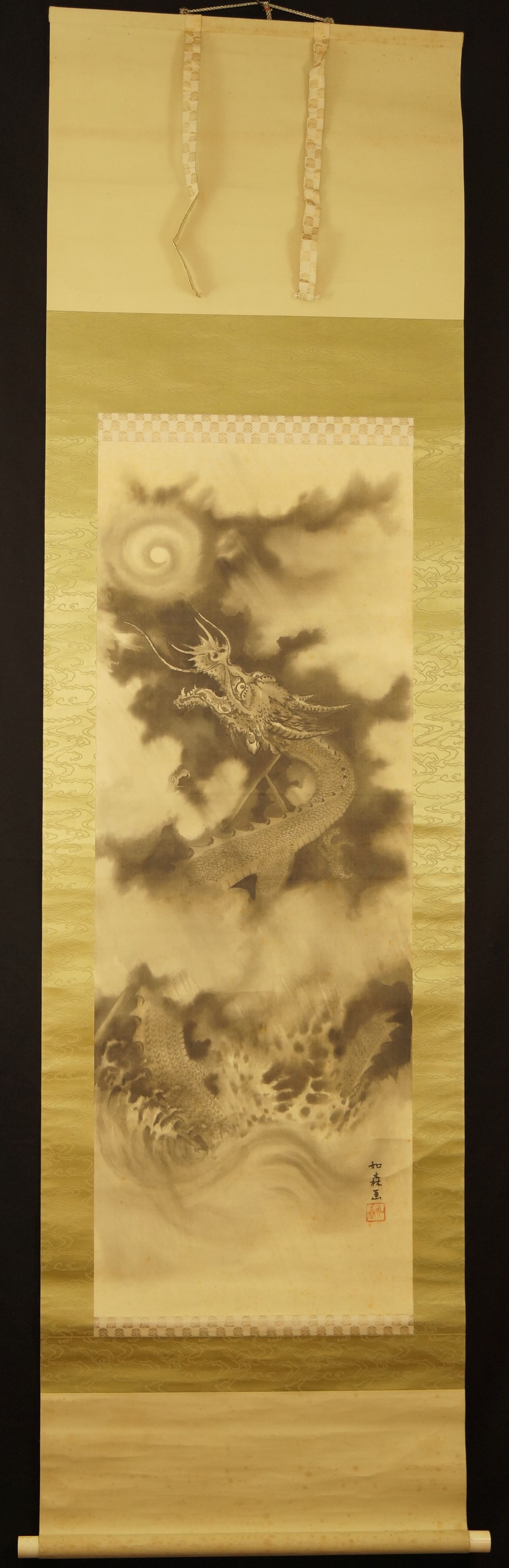 Drachen Kakemono Gesamtansicht Rollbild