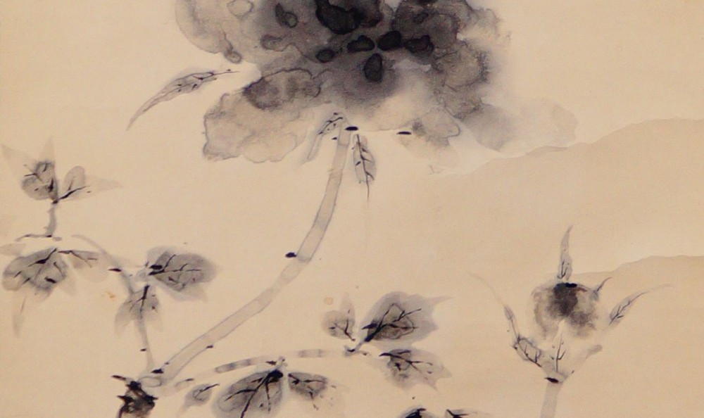 Kakemono de Tanaka Kakashi: flor de peonía abierta, pintada con tinta.