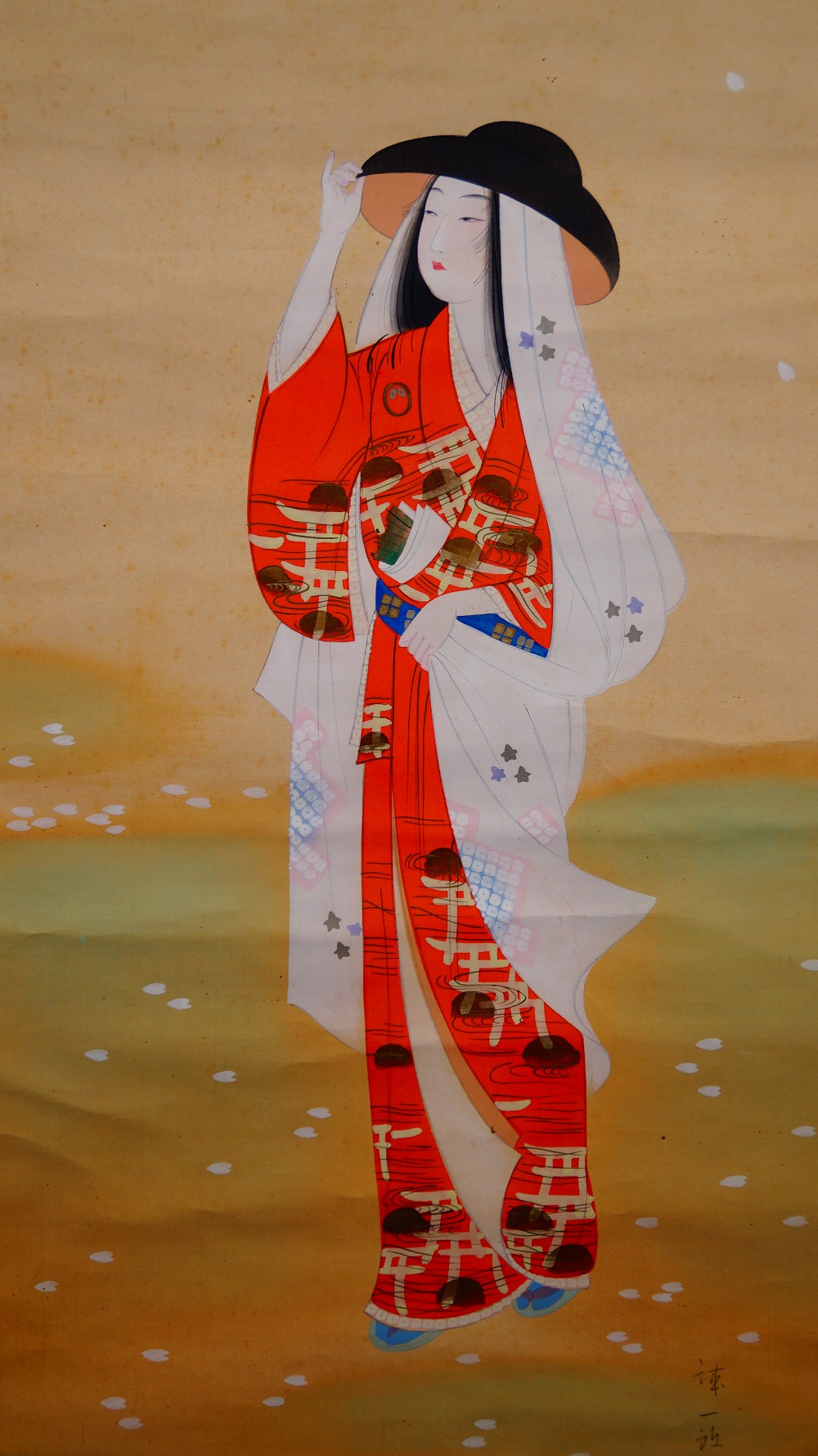 Bajo la lluvia de flores de cerezo rollo colgante de Sokan primer plano del motivo del kimono