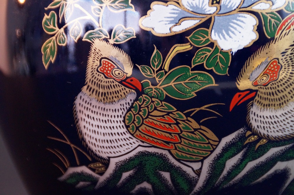 Kutani Vase von Seiho Motiv Nahaufnahme 2