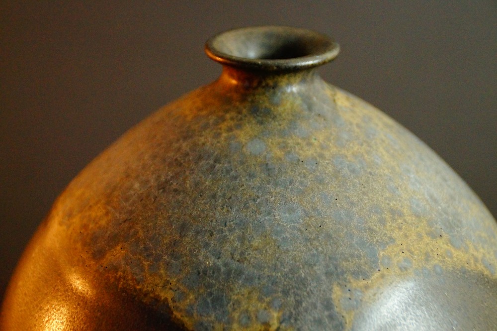 Vase aus Kasama-Keramik von Arata Koji Halsansicht Nahaufnahme