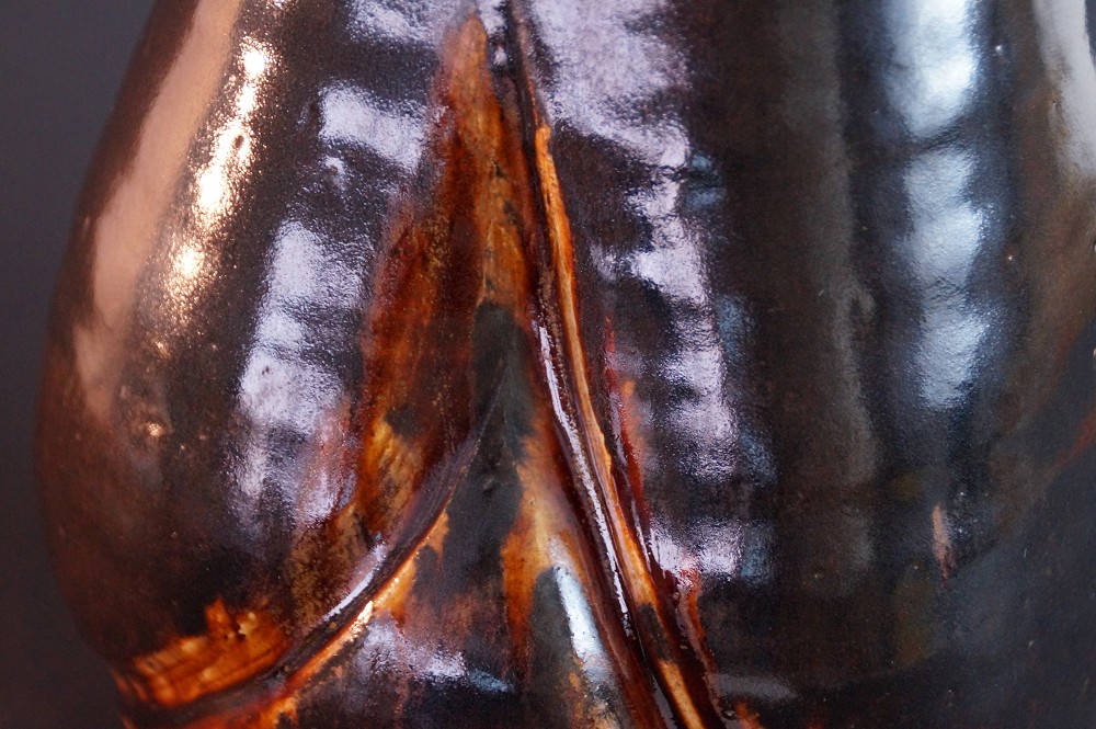 Vase de Seto par Shunrei Kato Gros plan sur la glaçure
