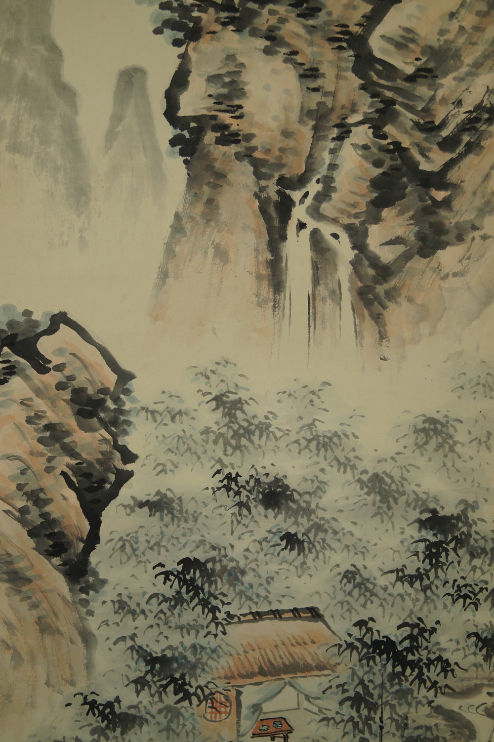 Paysage rouleau suspendu Cascade Motif gros plan