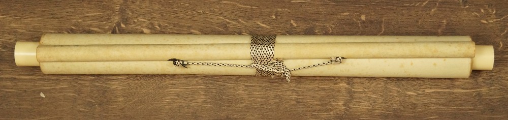 Sakura Kakemono zusammengerollt