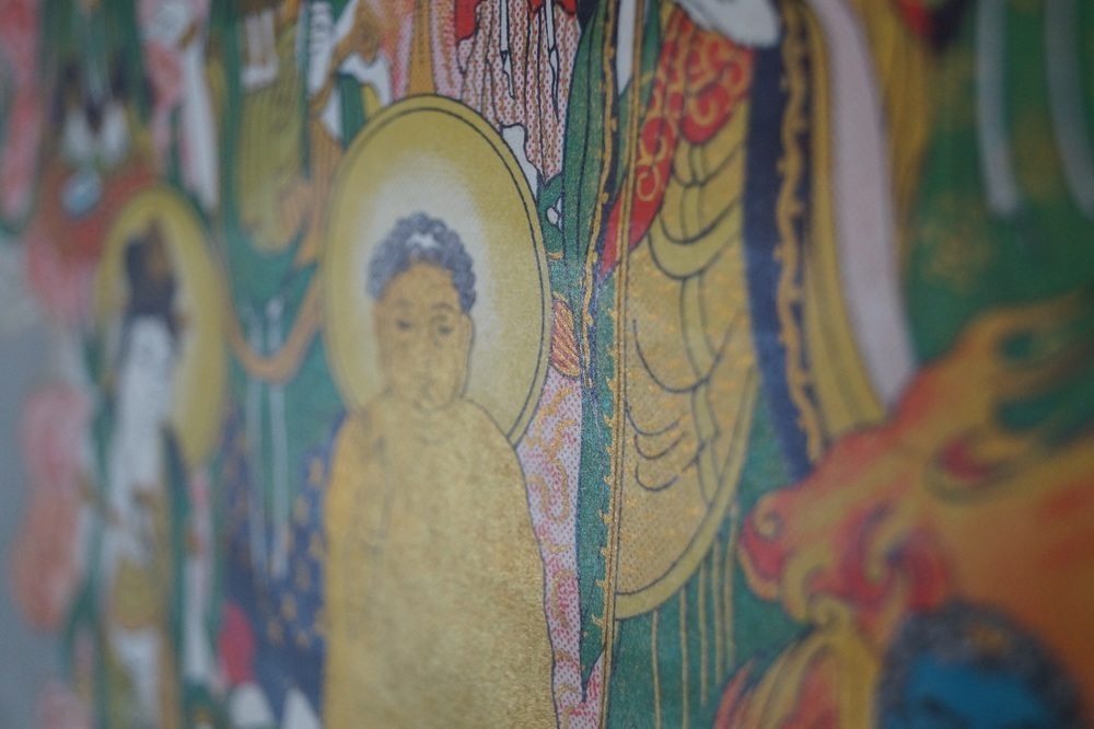 Die 13 Buddhas Weiche Nahaufnahme einer goldenen Buddha-Figur Motiv Nahaufnahme 3