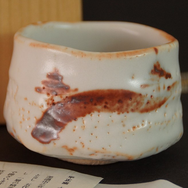 Chawan aus Shino-Keramik von Noritoshi Takagi Motiv Nahaufnahme Vorschau