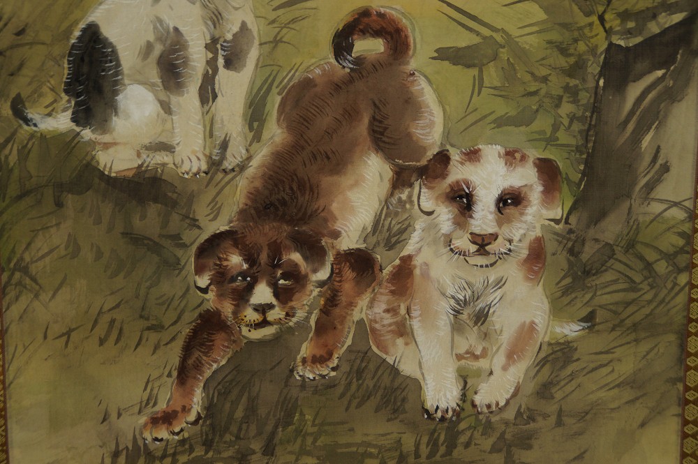 Drei Hundewelpen im Gras von Ryuseki Motiv Nahaufnahme 2
