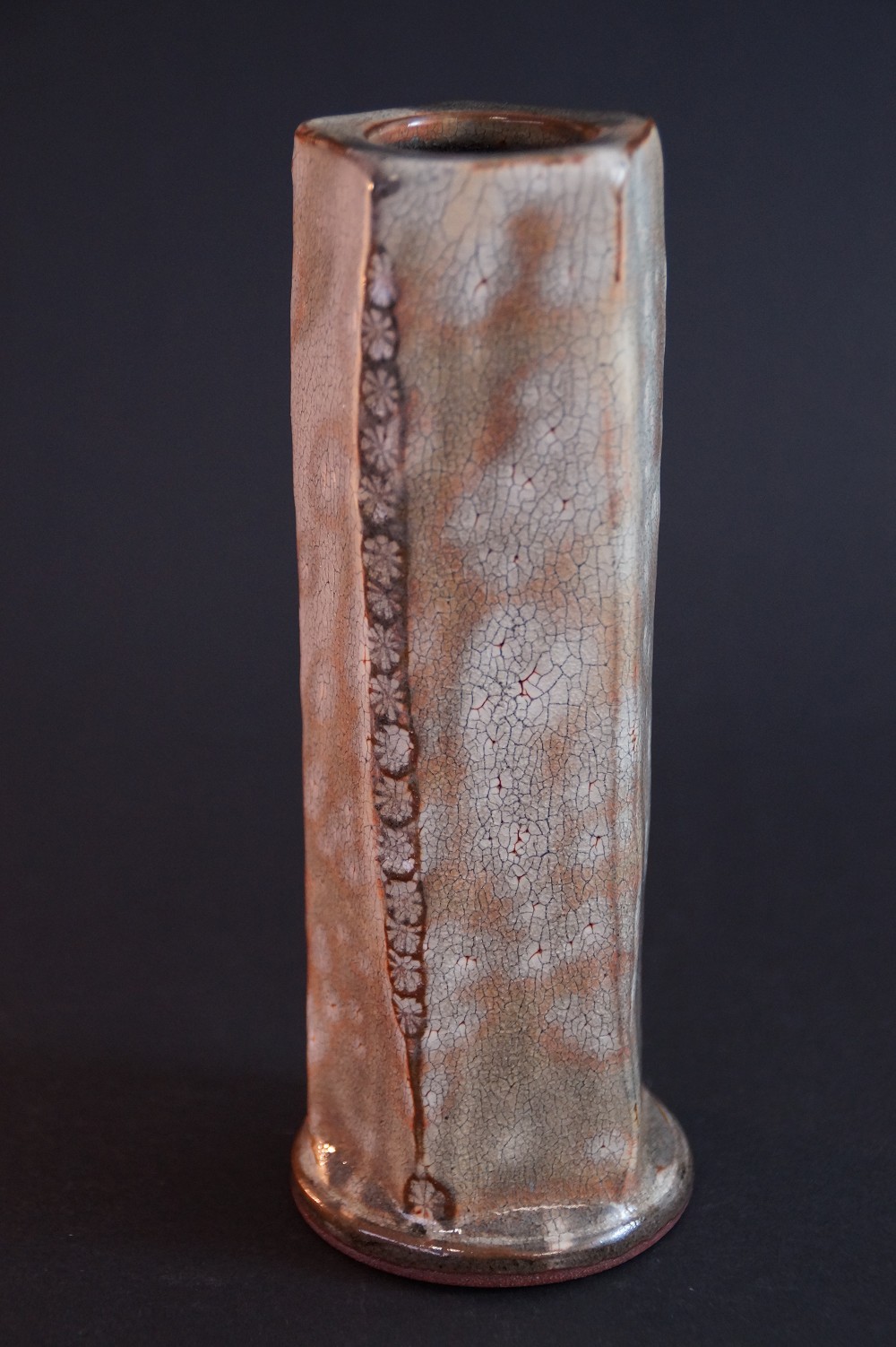 Seto Vase von Hidetoshi Suzuki Frontalansicht