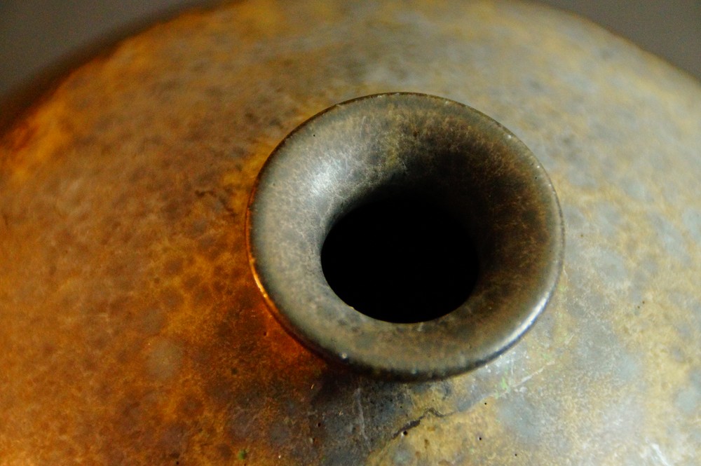 Vase aus Kasama-Keramik von Arata Koji Halsansicht Nahaufnahme 2