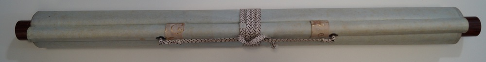Vogel und Blume Kakemono zusammengerollt