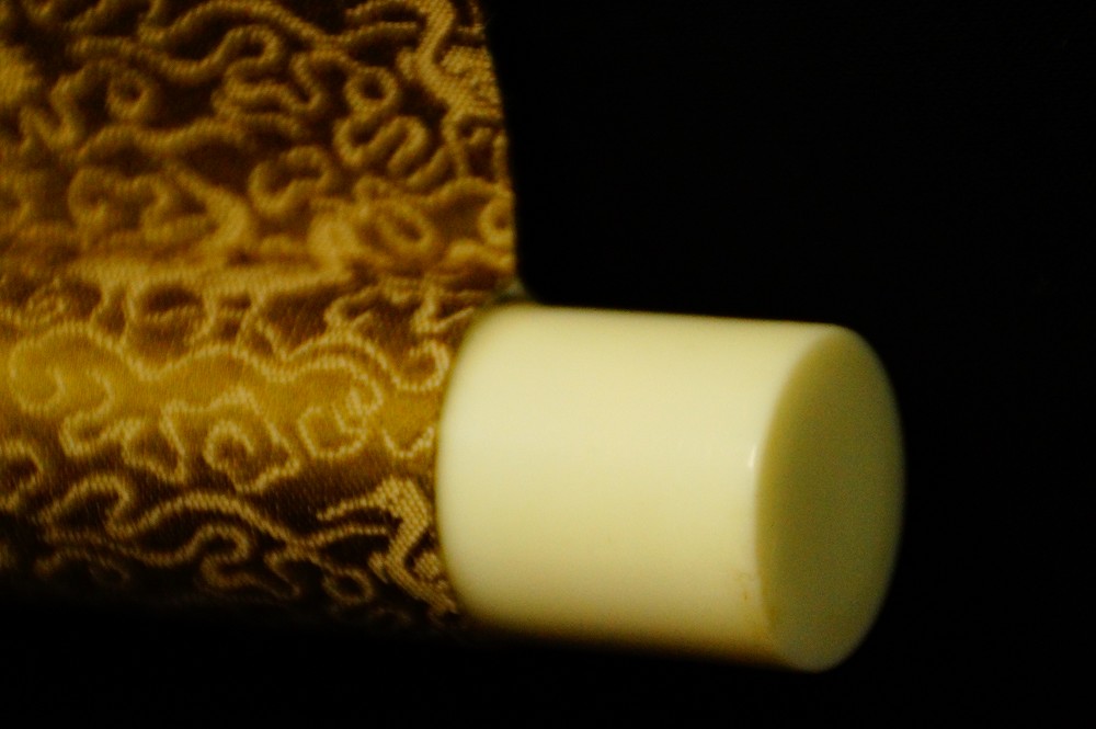 Buddha in meditazione kakemono dettaglio del rotolo