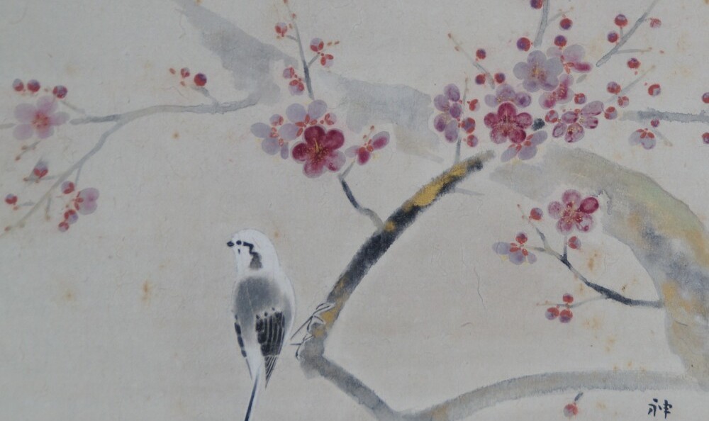 Kakemono von Tokuoka Shinsen: Pflaumenblüten im frühen Morgenlicht, zart auf Seide gemalt.