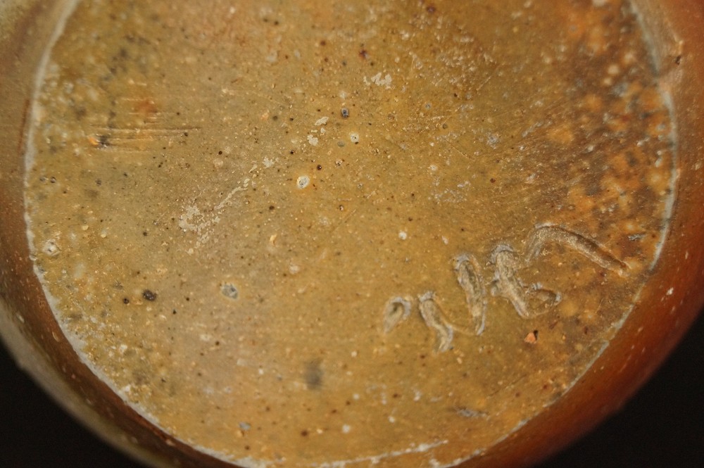 Bizen Tokkuri von Shuzo Ogawa Toepfermarke Nahaufnahme