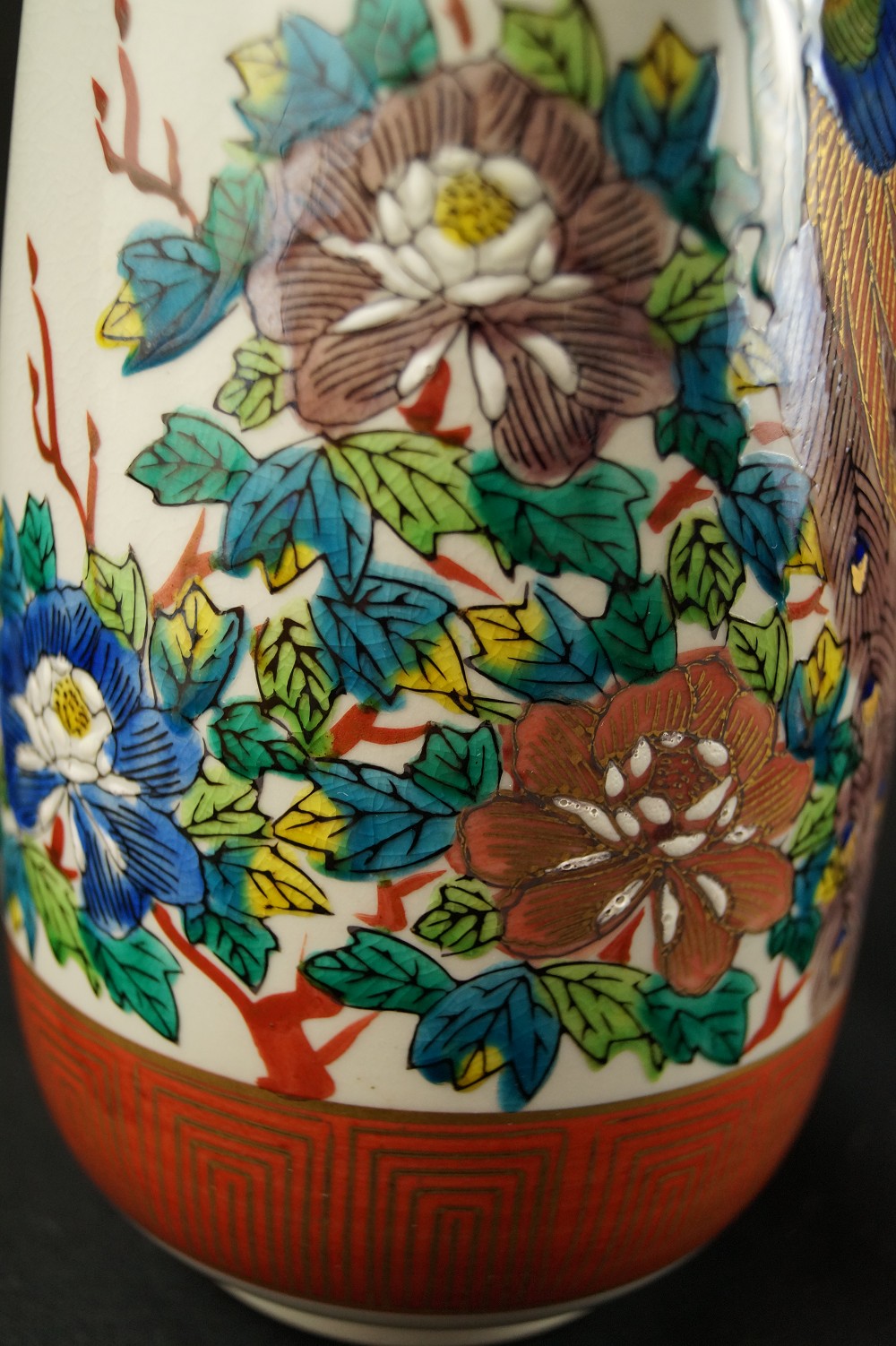 Vaso con peonie primo piano motivo 2