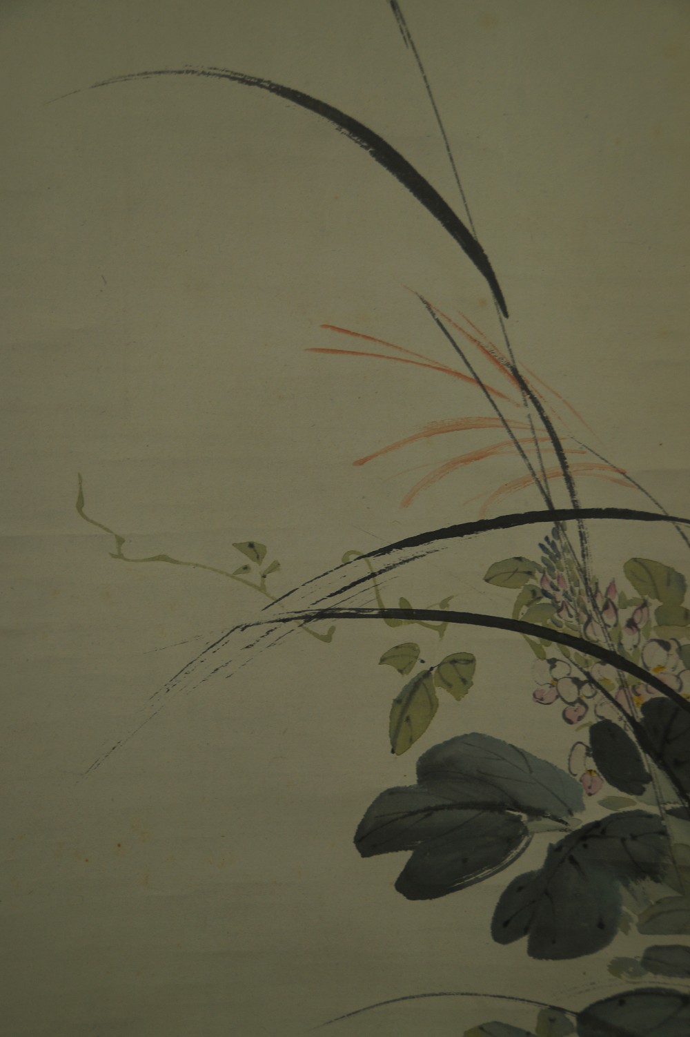 Cailles dans l'herbe par Hiroune Araki gros plan du motif d'herbe 2