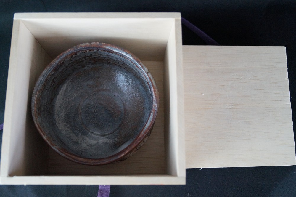 Chawan Shino Keramik in Aufbewahrungsbox 2