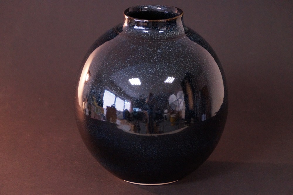 Shigaraki Vase von Kaoru Ohara Rueckansicht 2
