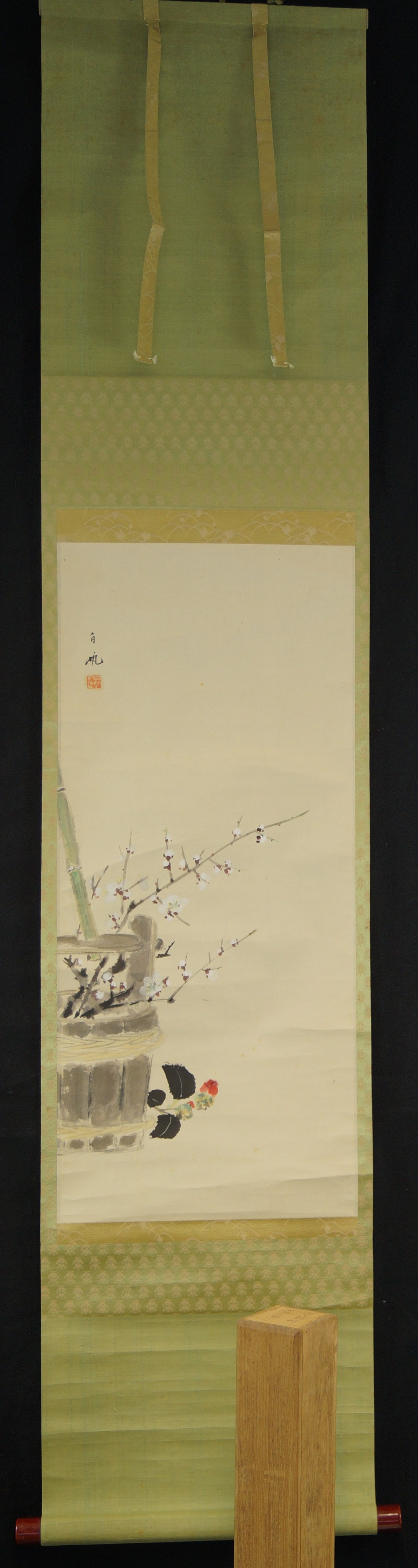 Kakemono Plum Blossoms in the Vase by Yawata Hakuhan Full View Hanging Scroll
