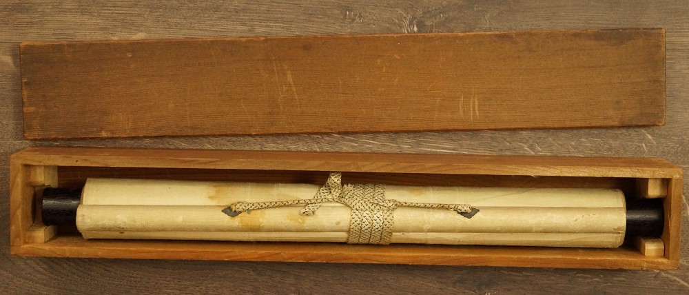 Bodhidharma Kakemono Aufbewahrungsbox Nahaufnahme