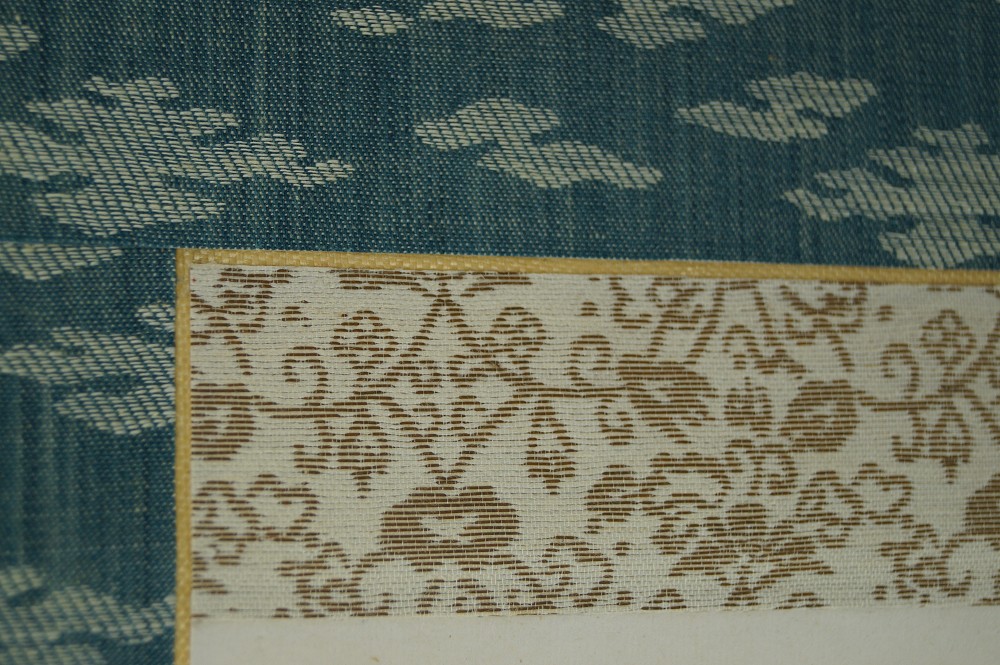 Zwei Kraniche Rollbild Montierungsdetail