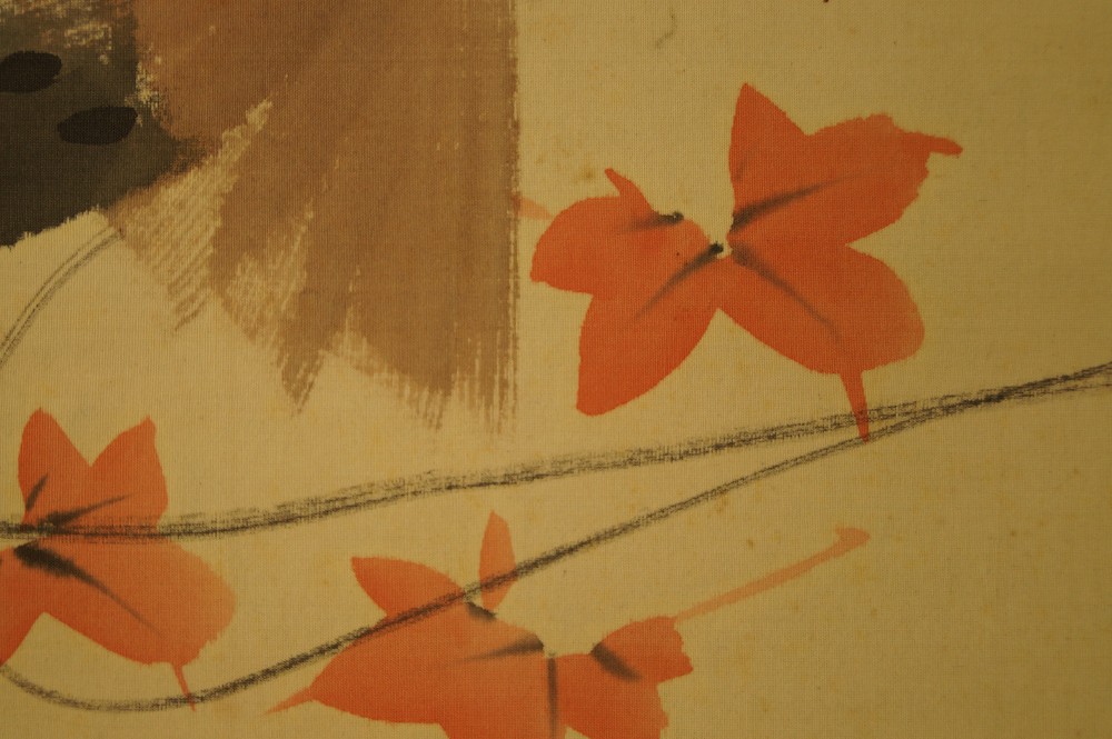 Blumen und Herbstlaub Herbstlaub-Motiv Nahaufnahme