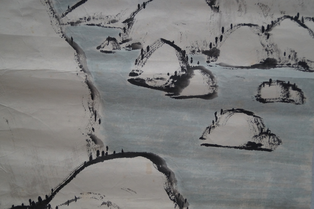 Winterlandschaft mit Berghuetten Nahaufnahme der schneebedeckten Felsen im Fluss Landschaft Nahaufnahme 3