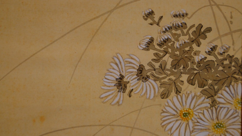 Sperlinge ueber Chrysanthemen Kakemono von Fukui Kotei Chrysanthemen-Motiv Nahaufnahme 4