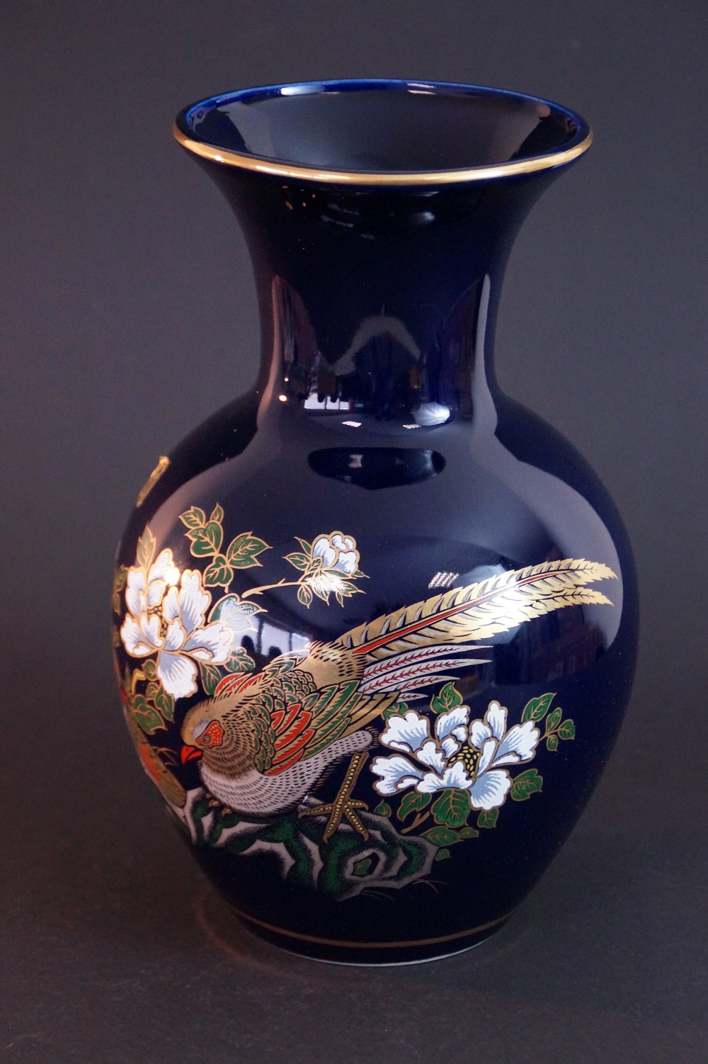 Kutani Vase von Seiho Frontalansicht
