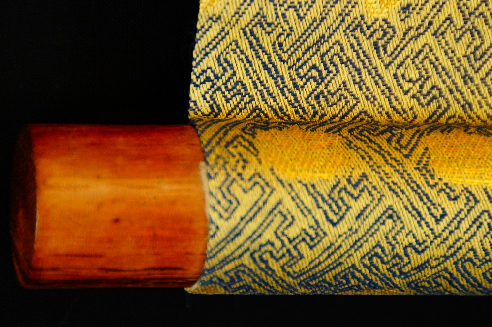 Ladrón nocturno kakemono detalle del rollo
