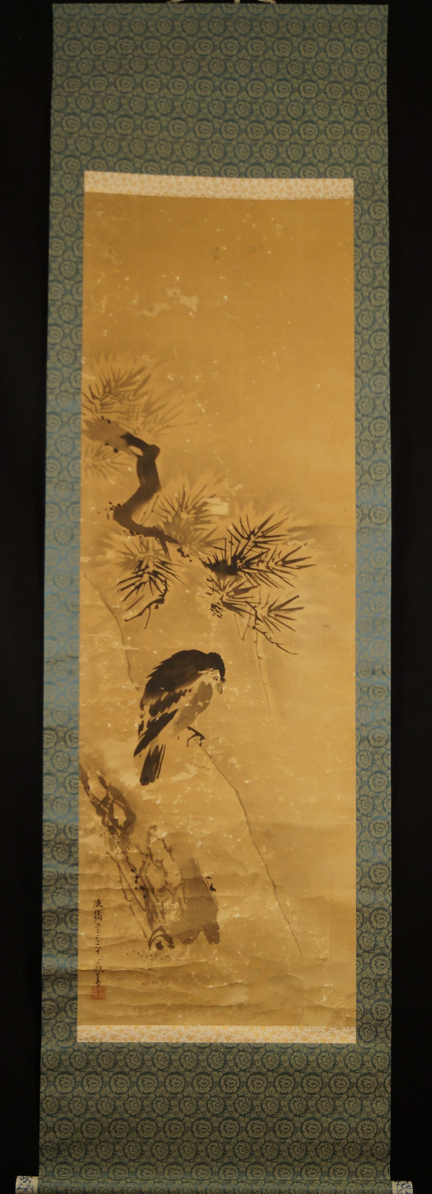 Vogel auf einer Kiefer Tanaka Koga Gesamtansicht Rollbild