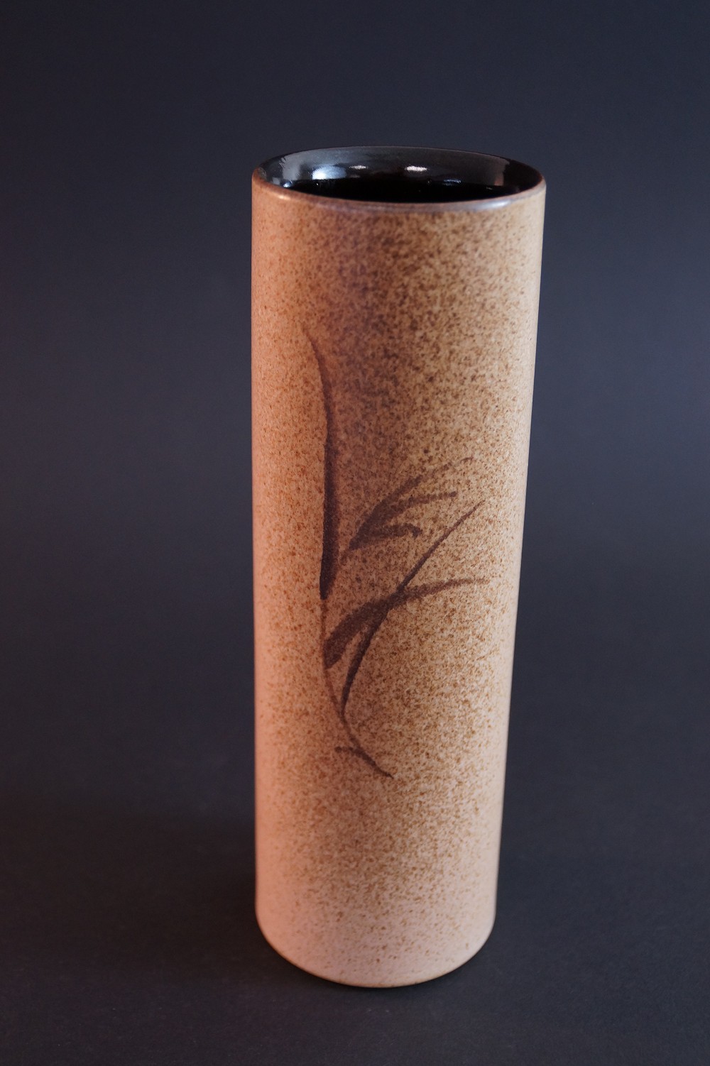 Vase von Seitoku Kawai Frontalansicht