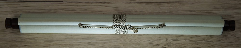 Rotolo verticale del samurai kakemono arrotolato